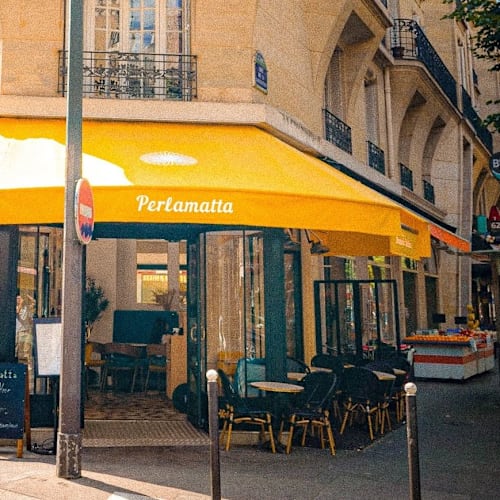 Perlamatta, Paris