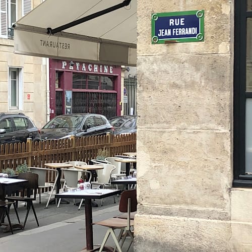 Garçon !, Paris