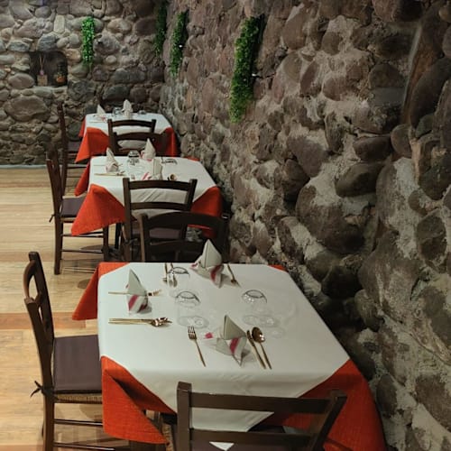 Jalal, Bolzano