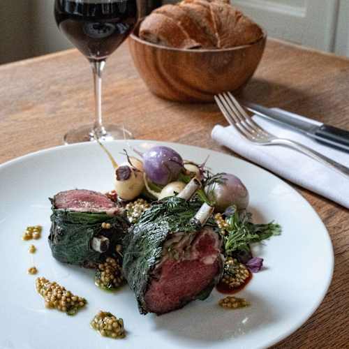 Les Petits Parisiens, Paris