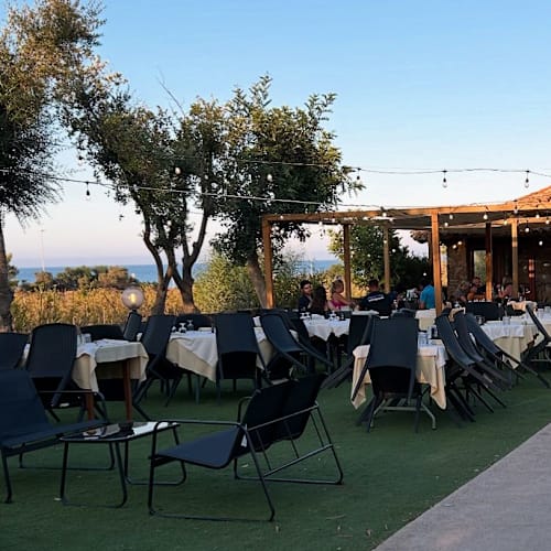 Villa Tamerici, Porto Corallo
