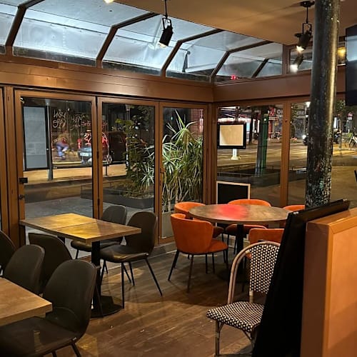 Le Populo, Paris