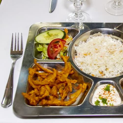 Gujarat, Montreuil