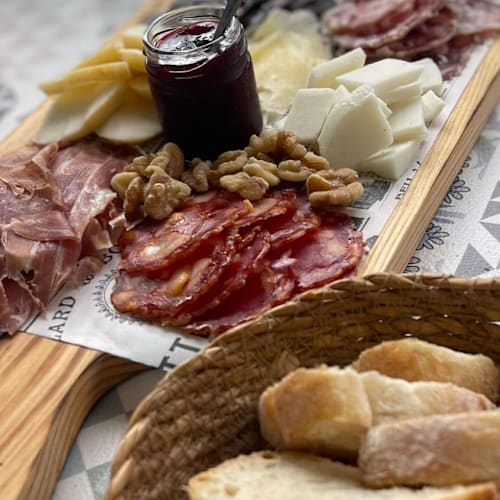 Barmácia Gastro Bar, Colares