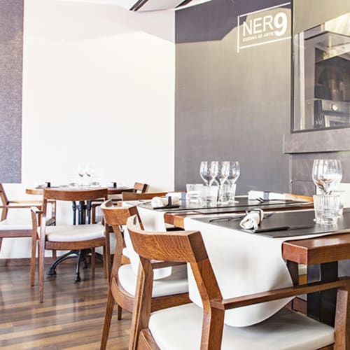 Nero 9, Milan