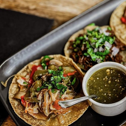 La Encomienda | Comida Tradicional Mexicana, Barcelona