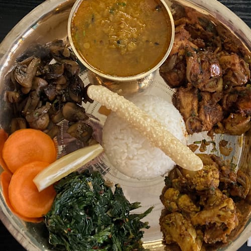 Joon (cuisine népalaise), Paris