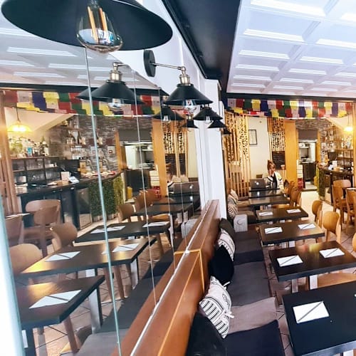 Joon (cuisine népalaise), Paris