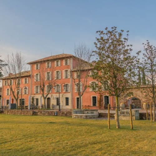 La Table de Saint Roux, Le Cannet-des-Maures