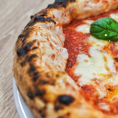 'O Sciore Pizzeria, Pratole