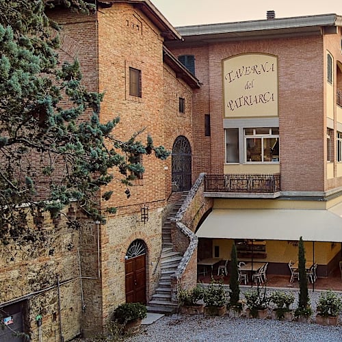 La Taverna del Patriarca, Querce al Pino