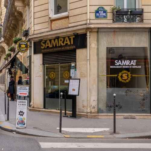 Samrat, Paris