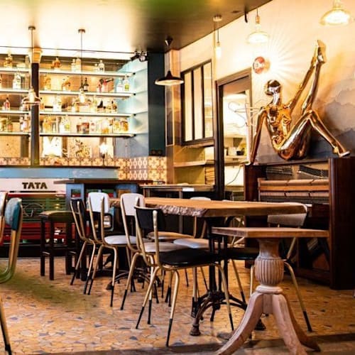 Papa Yoyo, Paris