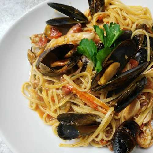 Albergo Ristorante Pizzeria La Mimosa, Caronte