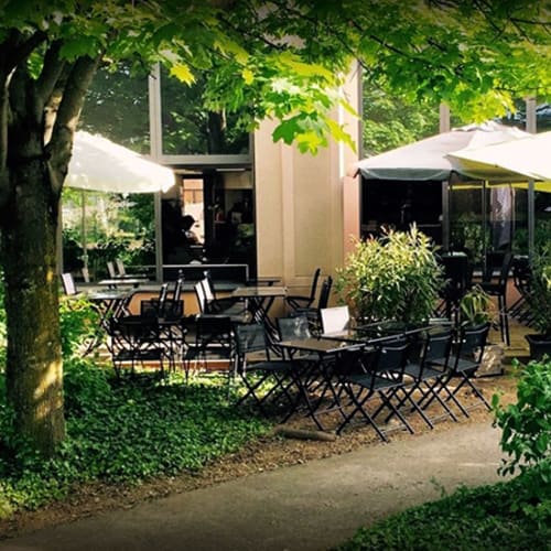 Soulfood Café, Bron