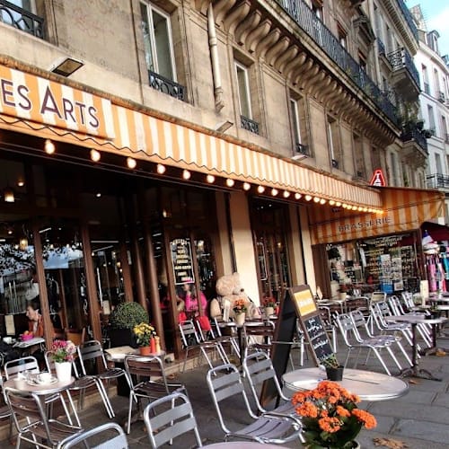 Café des Arts, Paris