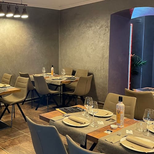 The One Ristorante - Braceria, Portici