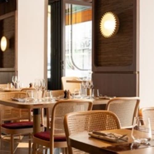 les Tontons de Neuilly, Neuilly-sur-Seine