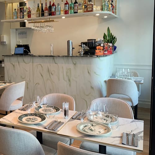 Al Capri, Paris