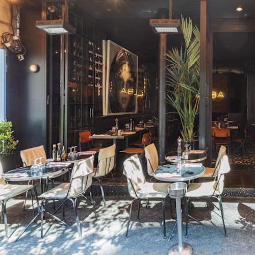 Alba, Paris