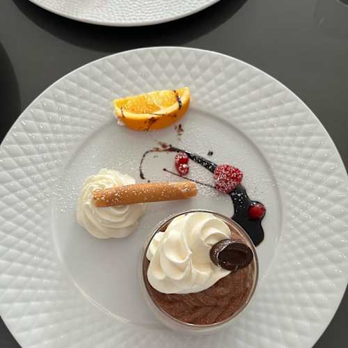 Le Grand Charles, Roissy-en-France