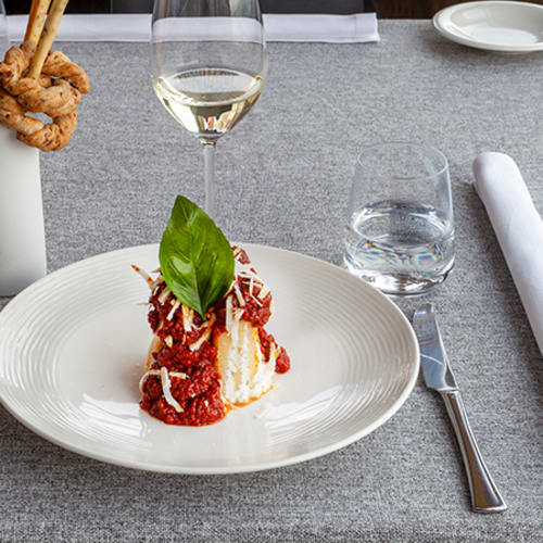 Palazzo Petrucci Ristorante, Napoli