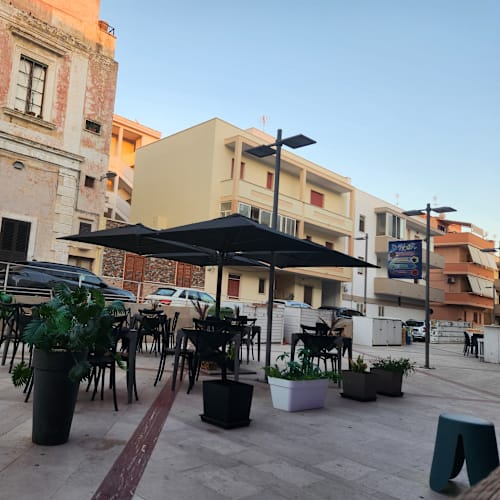 THE ROOSTER PUB, Gallipoli