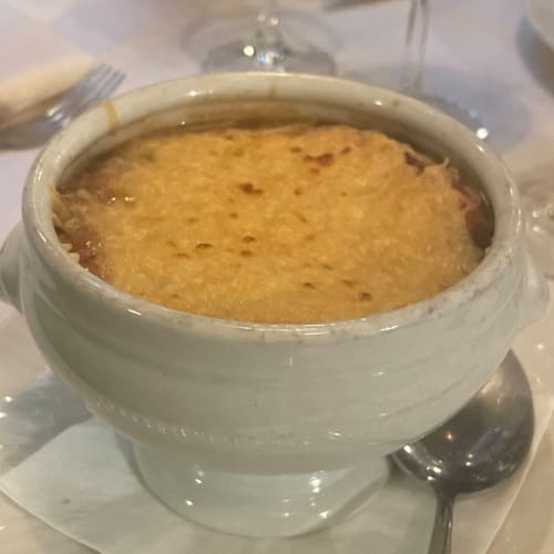 A la Cloche d'Or, Paris