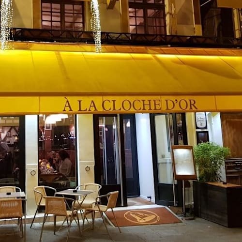A la Cloche d'Or, Paris