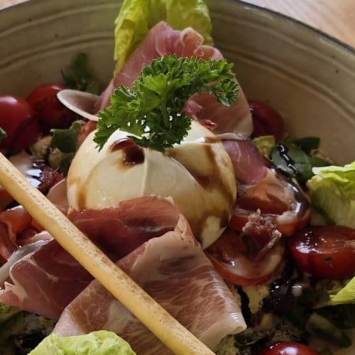 L'Atypique (Le Castellet Village Médiéval), Le Castellet