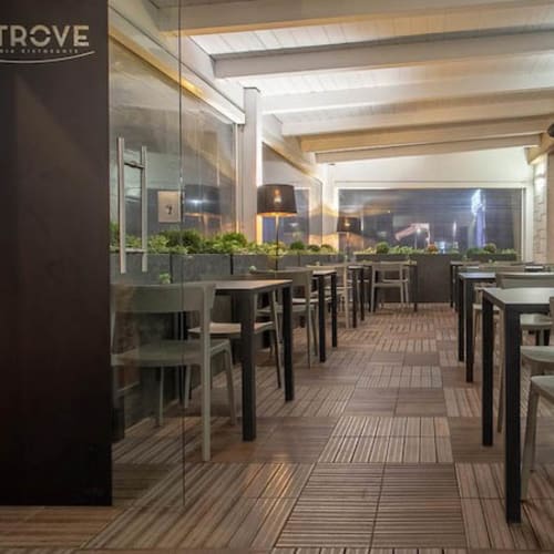 Altrove, Roseto Degli Abruzzi