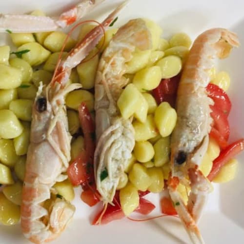 Altrove, Roseto Degli Abruzzi