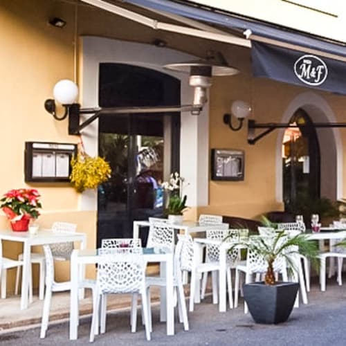 Les Incompris, Menton