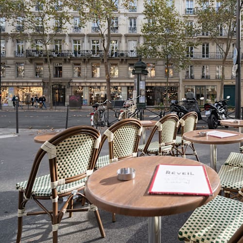 Le Reveil Bastille, Paris