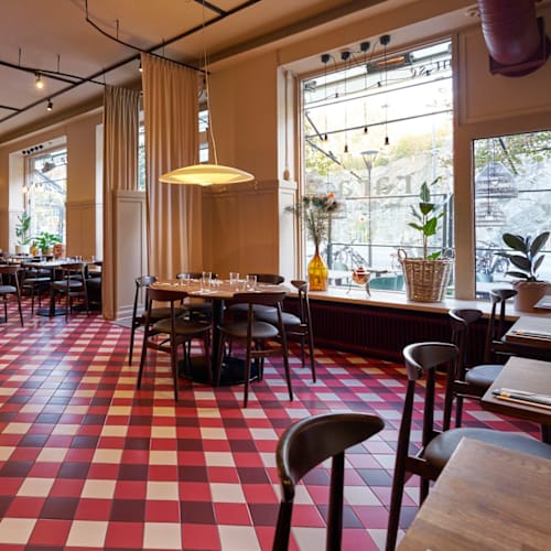 Rara, Stockholm