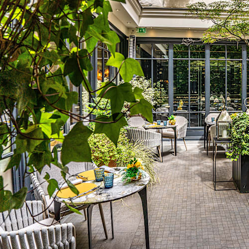 Le Charles, le Bar du Burgundy, Paris