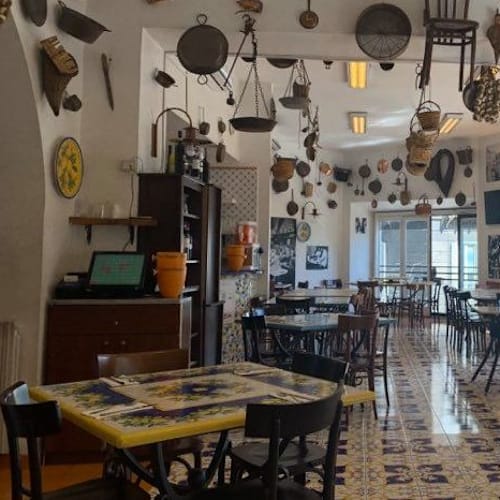 San Carlo 17 - Trattoria e Pizzeria, Napoli