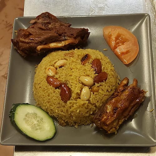 Tunisia grill, Formica