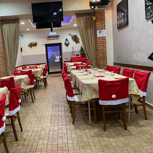 La Locanda Degli Amici, Curti