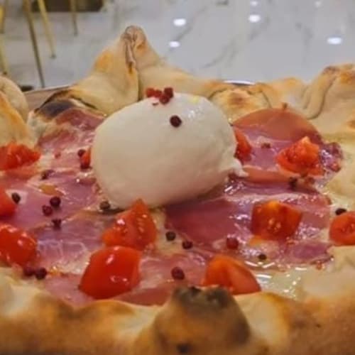 CINQUE STELLE PIZZERIA RISTORANTE, Bari