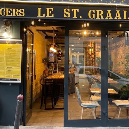 Le Saint Graal, Paris
