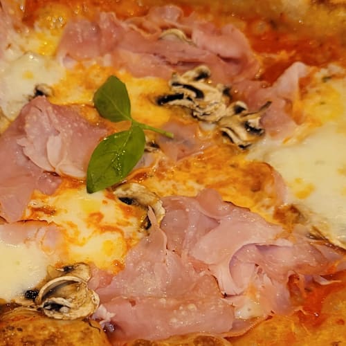 Pizzico, Paris