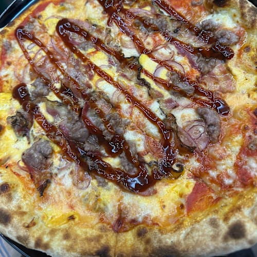 Pizzeria La Rinascita con forno a legna, Torino