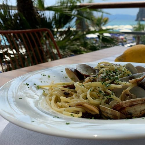 Terrazza Ondina, Finale Ligure