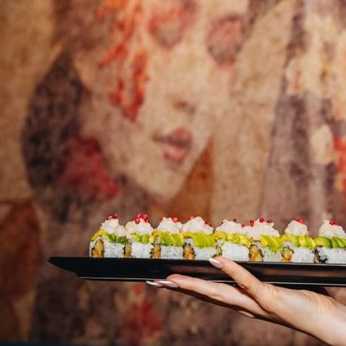 Sushita, Roma