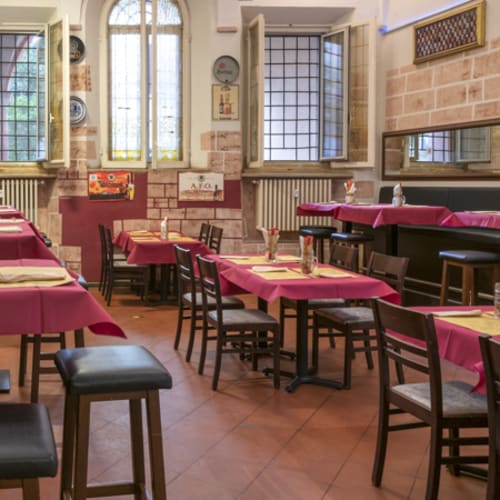 Il Santo bevitore Bologna, Bologna