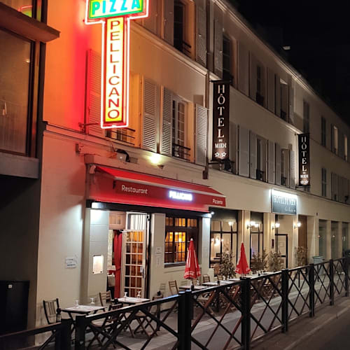 Pellicano, Paris