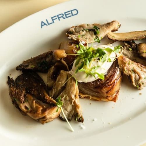 Alfred Paris, Paris