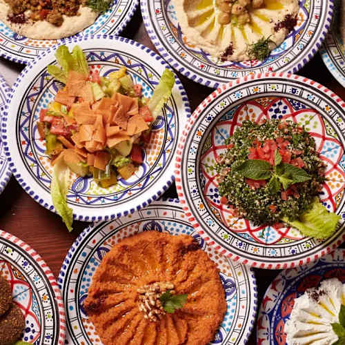 Due Tradizioni - Via Solari, Milano