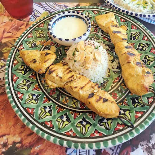 Due Tradizioni - Via Solari, Milano